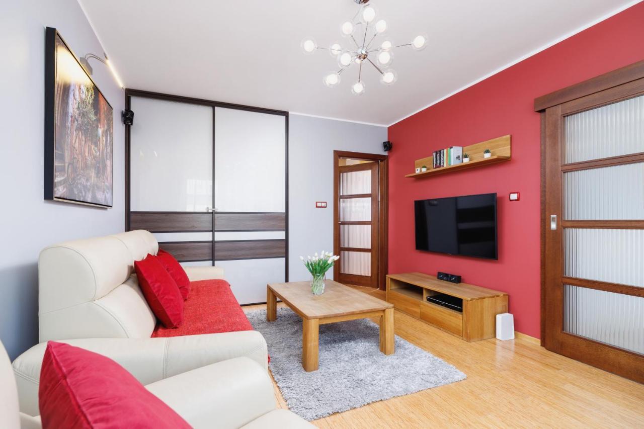 Apartments Obopolna Cracow By Noclegi Renters Krakow Ngoại thất bức ảnh