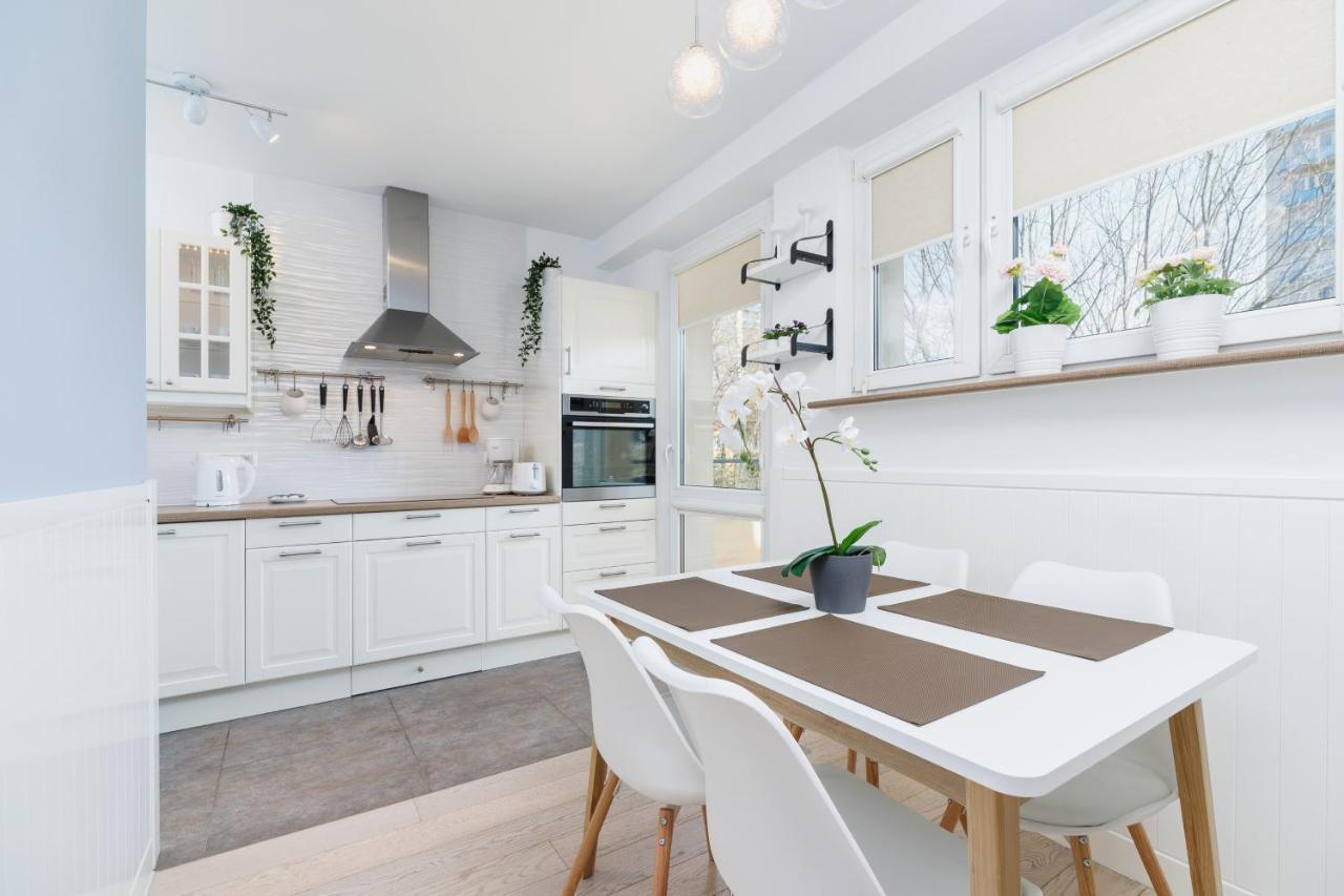 Apartments Obopolna Cracow By Noclegi Renters Krakow Ngoại thất bức ảnh