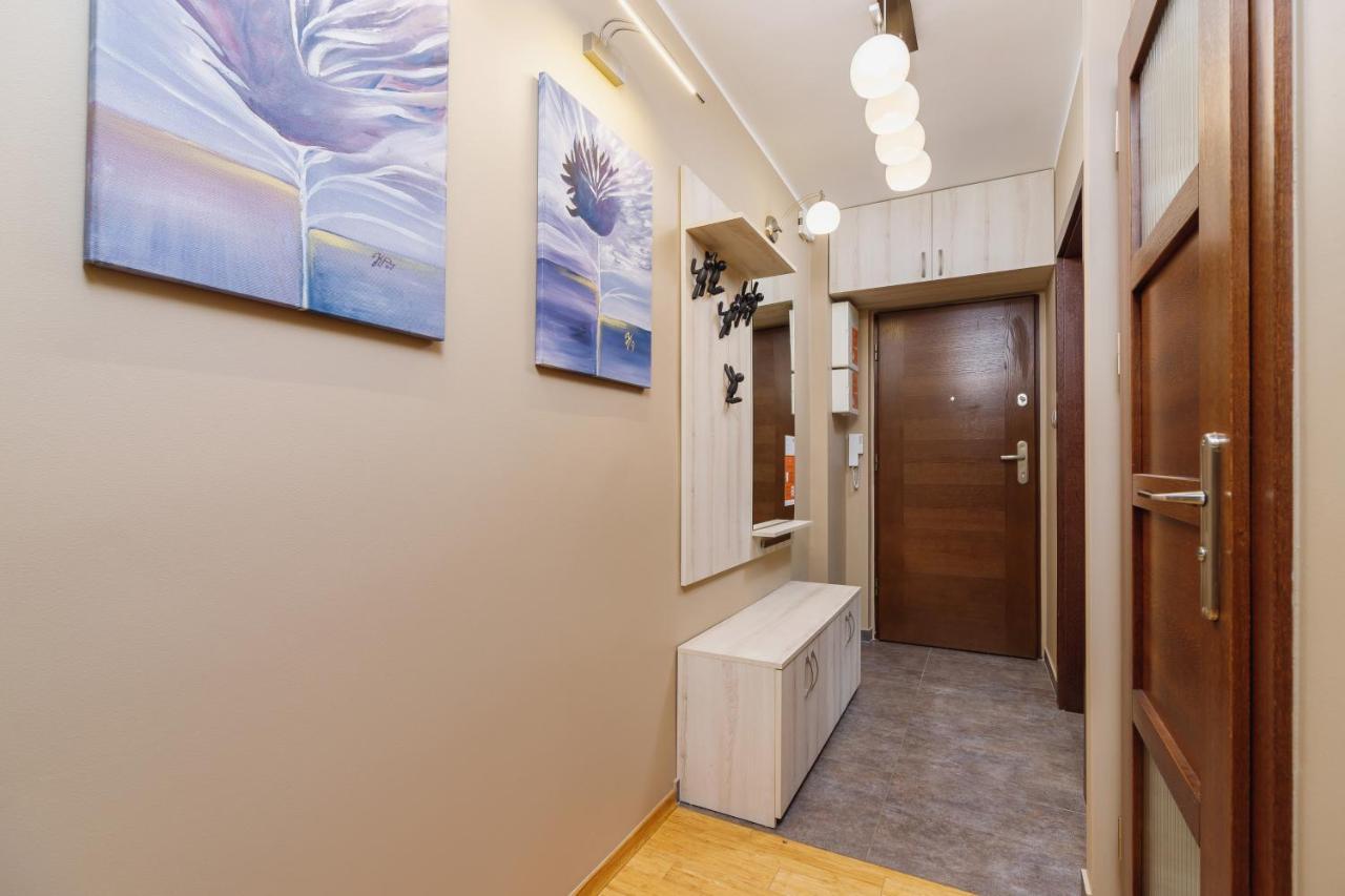 Apartments Obopolna Cracow By Noclegi Renters Krakow Ngoại thất bức ảnh